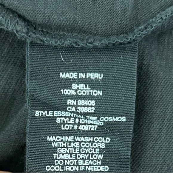 Theory Men's Classic Black Short Sleeve Tee - Picture 6 of 6